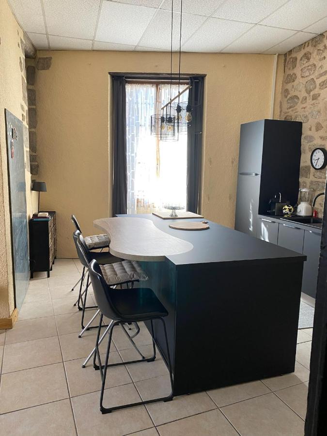 Poppy Appartement De Charme A 2 Min Centre-Ville Figeac Ngoại thất bức ảnh