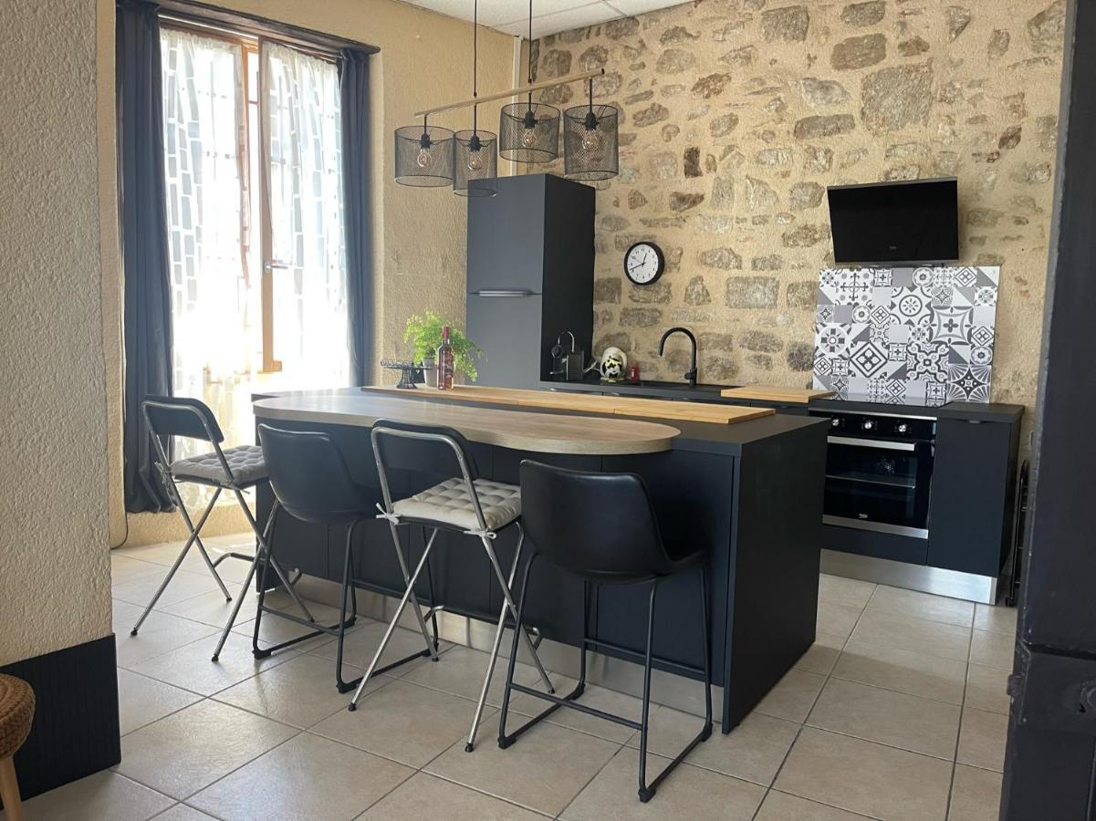 Poppy Appartement De Charme A 2 Min Centre-Ville Figeac Ngoại thất bức ảnh